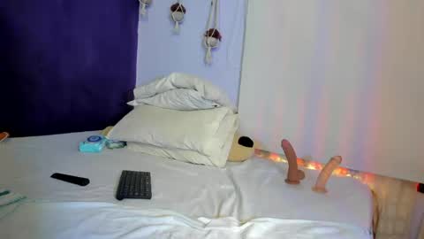 Hey Im Lea online show from May 13, 2026, 4:26 pm