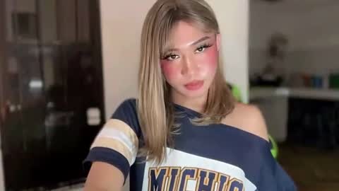 Miss Candy online show from July 13, 2026, 10:07 am