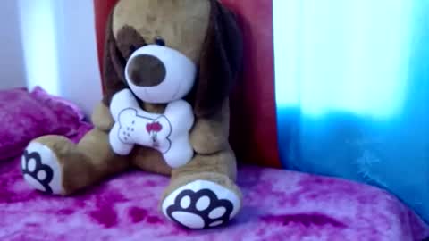 Leandra online show from March 5, 2026, 2:13 pm