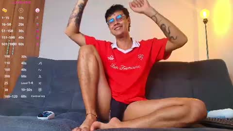 leaneseb online show from July 22, 2026, 6:43 pm