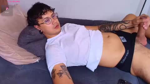leaneseb online show from August 6, 2026, 6:32 pm