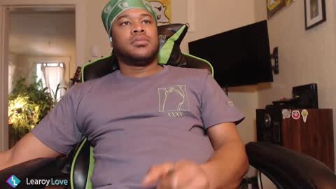 Learoy online show from February 19, 2025, 4:22 pm