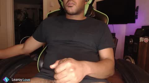 Learoy online show from December 22, 2025, 3:36 am