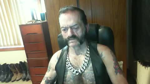 leathergreaser online show from December 4, 2024, 9:35 pm