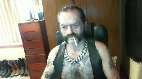 leathergreaser online show from December 5, 2024, 2:42 am