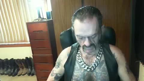 leathergreaser online show from December 13, 2024, 7:43 pm