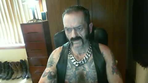 leathergreaser online show from December 17, 2024, 3:28 am