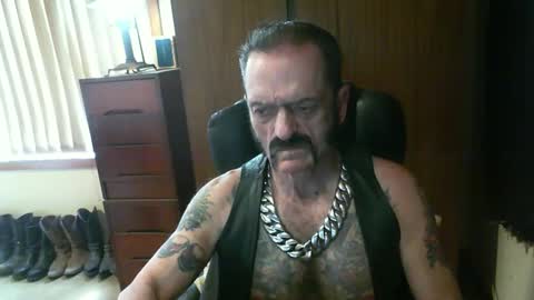 leathergreaser online show from December 18, 2024, 4:09 am