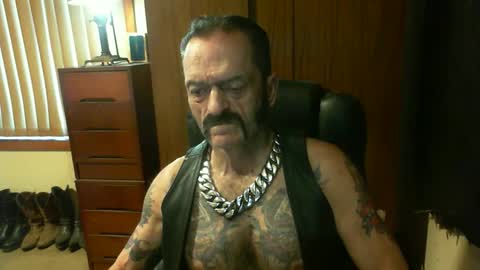 leathergreaser online show from December 20, 2024, 7:39 pm