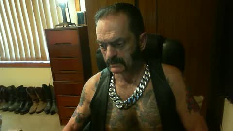 leathergreaser online show from December 29, 2024, 2:06 am