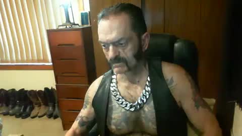 leathergreaser online show from December 30, 2024, 7:42 pm