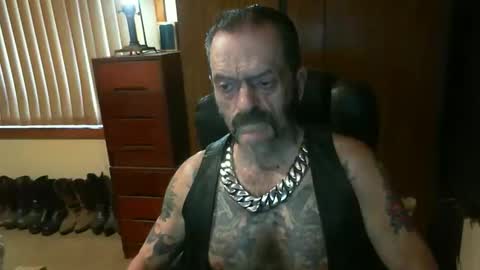 leathergreaser online show from December 31, 2024, 7:18 pm
