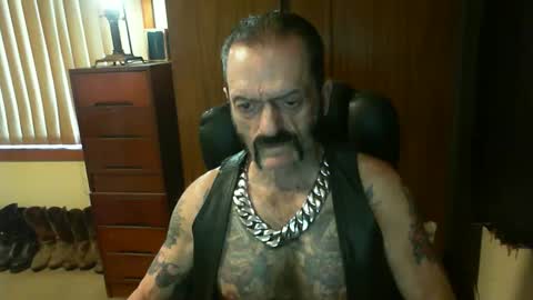 leathergreaser online show from January 4, 2025, 10:55 pm