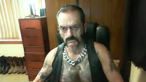 leathergreaser online show from January 7, 2025, 2:10 am
