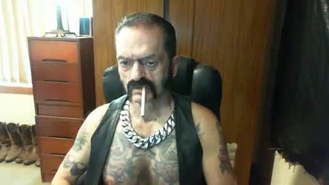 leathergreaser online show from January 13, 2025, 10:45 pm
