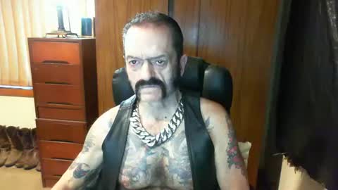 leathergreaser online show from January 15, 2025, 7:34 pm