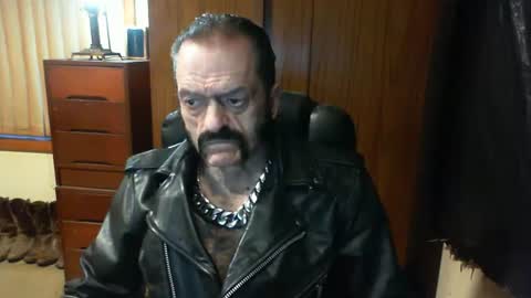 leathergreaser online show from January 16, 2025, 7:20 pm