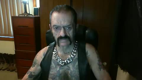 leathergreaser online show from January 19, 2025, 7:26 pm