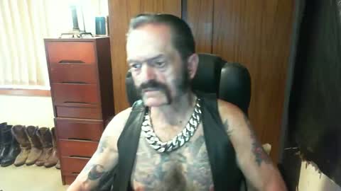 leathergreaser online show from January 26, 2025, 7:21 am