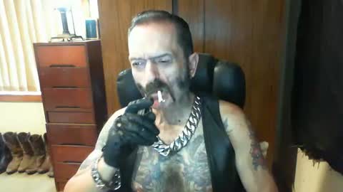 leathergreaser online show from February 13, 2025, 10:33 pm