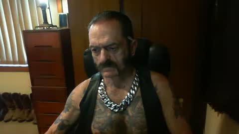 leathergreaser online show from February 15, 2025, 11:47 pm