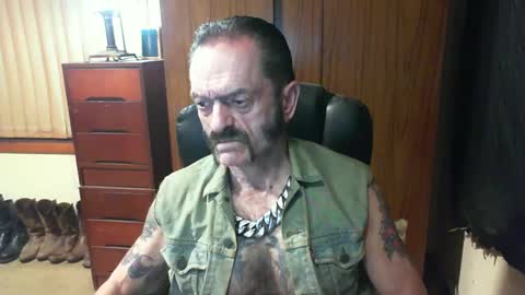 leathergreaser online show from February 21, 2025, 6:59 pm
