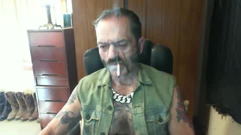leathergreaser online show from February 24, 2025, 5:33 am