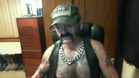 leathergreaser online show from March 10, 2025, 2:05 pm
