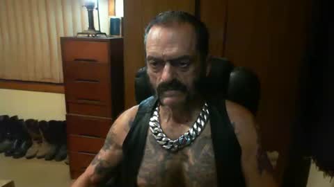 leathergreaser online show from March 12, 2025, 1:19 pm