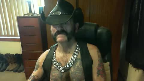 leathergreaser online show from September 13, 2025, 12:10 am