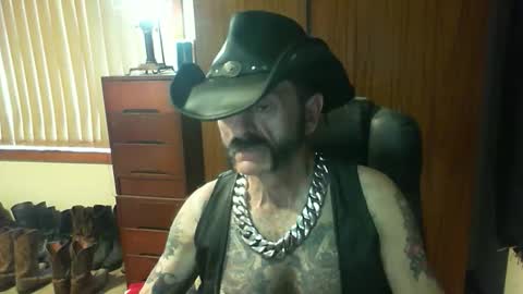 leathergreaser online show from May 4, 2026, 1:34 am