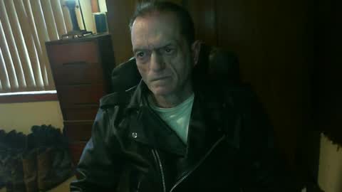 leathergreaser online show from June 22, 2026, 3:25 am
