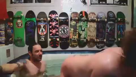 kinky dirty fuck online show from May 12, 2026, 12:19 am