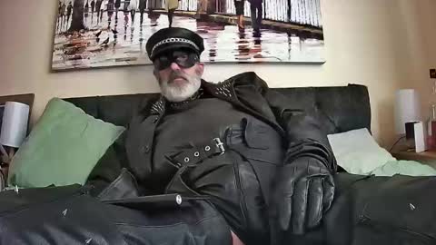 master or sir online show from February 20, 2025, 2:13 pm