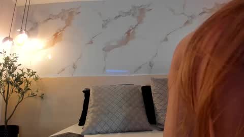 Snapshot of leathompson1 chatting on February 16, 2025, 6:32 am online show from February 16, 2025, 6:32 am