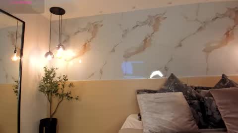 Snapshot of leathompson1 chatting on October 13, 2025, 11:05 pm online show from October 13, 2025, 11:05 pm