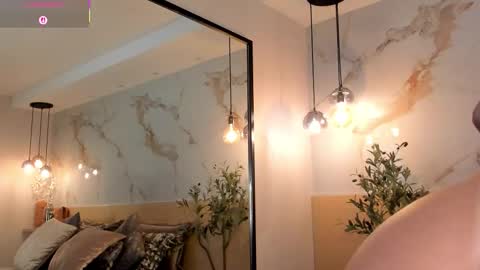 Snapshot of leathompson1 chatting on December 2, 2025, 11:11 pm online show from December 2, 2025, 11:11 pm