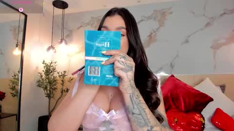 Snapshot of leathompson1 chatting on February 14, 2026, 10:06 pm online show from February 14, 2026, 10:06 pm