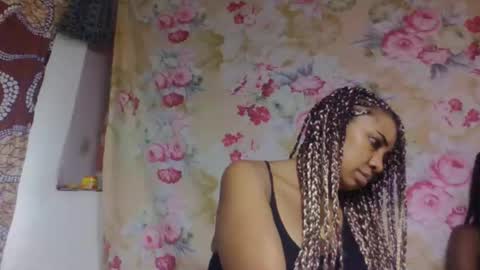 leatiana online show from March 15, 2026, 6:36 pm