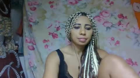 leatianaa online show from June 3, 2026, 11:32 pm