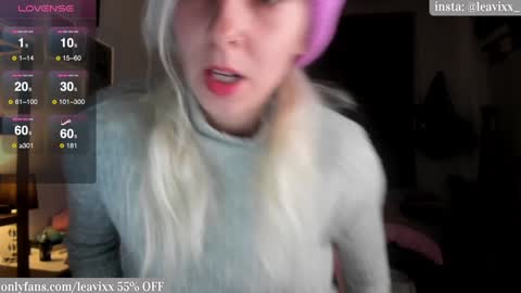 LeaVixx online show from January 13, 2025, 8:58 pm