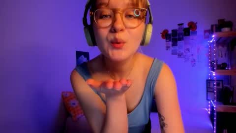 Ellie online show from November 25, 2025, 5:51 am