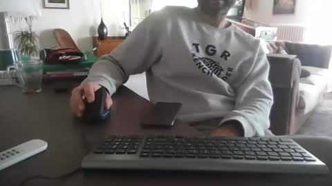 lebovski42002 online show from February 16, 2025, 9:48 am