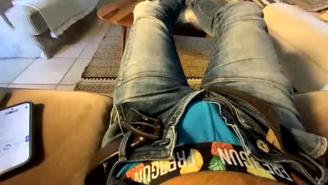 lebovski42002 online show from September 16, 2025, 6:58 am