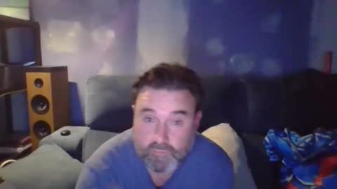 lecheare28 online show from March 22, 2026, 5:49 pm