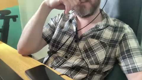 Snapshot of lee_8891 chatting on June 30, 2026, 11:11 am lee_8891 online show from June 30, 2026, 11:11 am