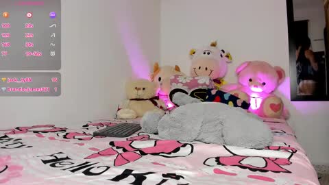 Snapshot of lee_ash chatting on February 25, 2025, 3:49 pm Ashley online show from February 25, 2025, 3:49 pm
