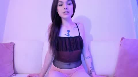 Snapshot of leefoxx chatting on May 20, 2026, 5:57 am Leefoxx online show from May 20, 2026, 5:57 am