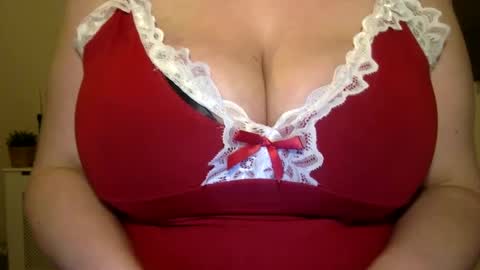 Snapshot of leelamae chatting on January 20, 2025, 7:25 pm Leela Mae online show from January 20, 2025, 7:25 pm