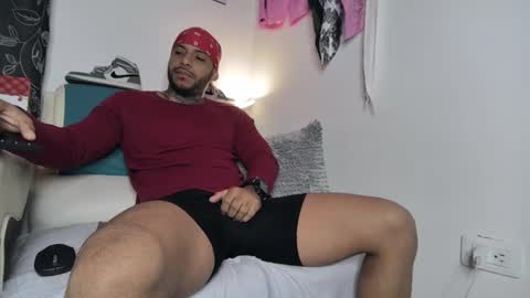 Snapshot of leenar_key chatting on February 13, 2025, 11:39 am leenar_key online show from February 13, 2025, 11:39 am
